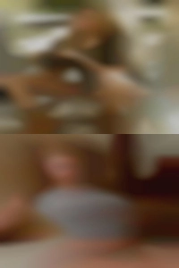 Couple sex girls fuck to or 3 way.